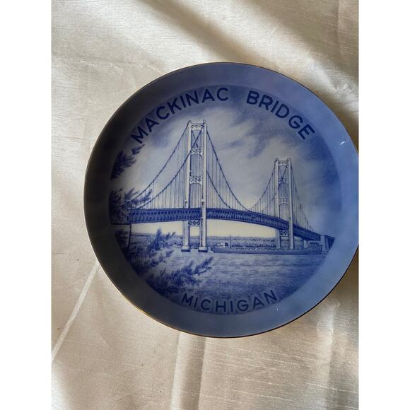 Mackinac bridge Michigan plate - Picture 1 of 2